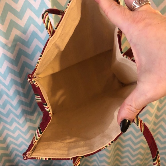 FINAL SALE- LEAVING CLOSET-NO FURTHER DISCOUNTS - Picture 2 of 5